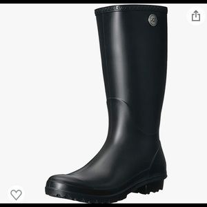 UGG Shelby Matte Black Rain boots